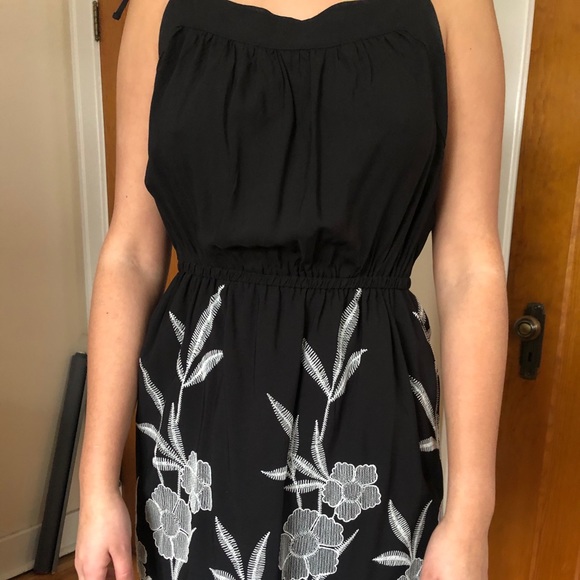 Ladies Summer Dress - Picture 2 of 5